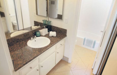 3-Unit1Bath-1